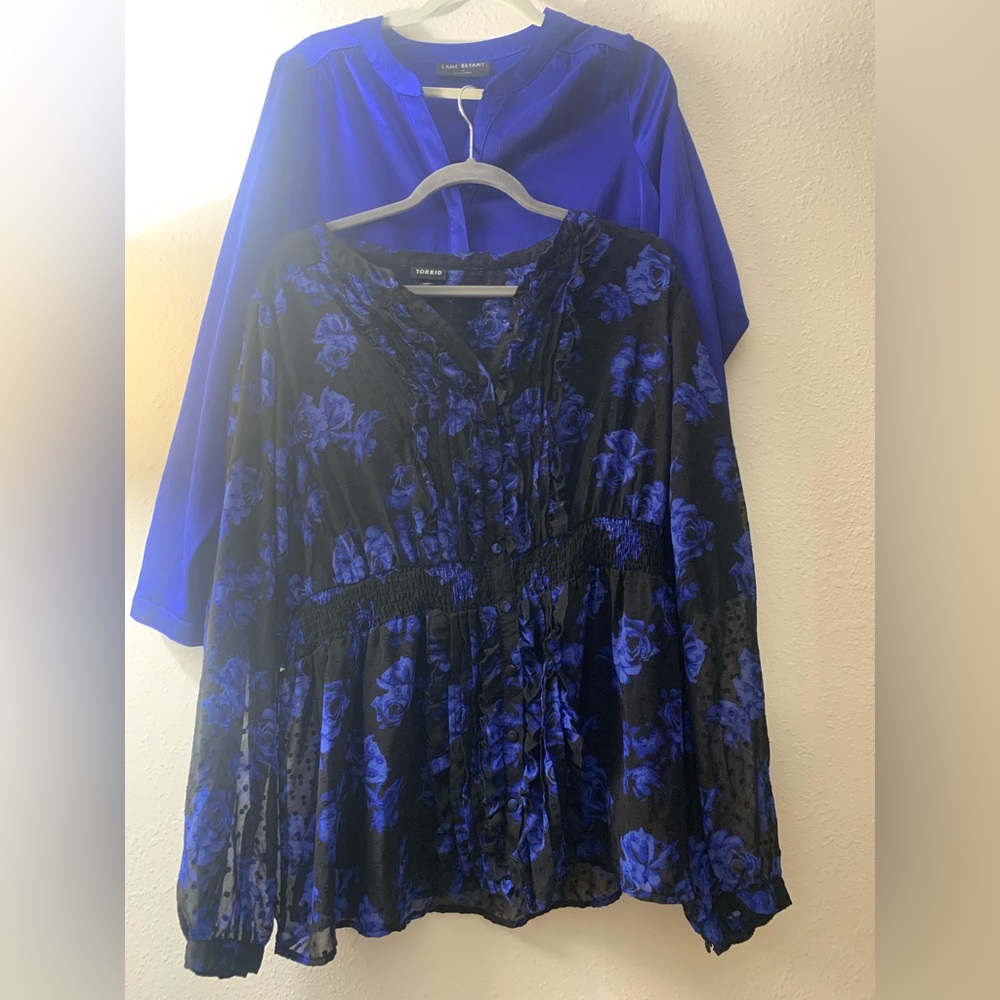 (2 Blouses) Torrid Black/Blue Floral, Size 2; Layne Bryant Blue Blouse, Size 14